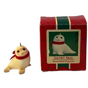 Vintage 1984 Hallmark Ornament Snowy Seal White Flocked Red Bow NIB NOS